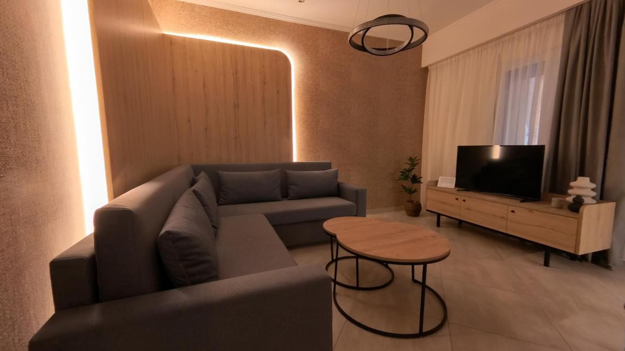 Mouson Luxury Suite With Free Private Parking Kavala Buitenkant foto