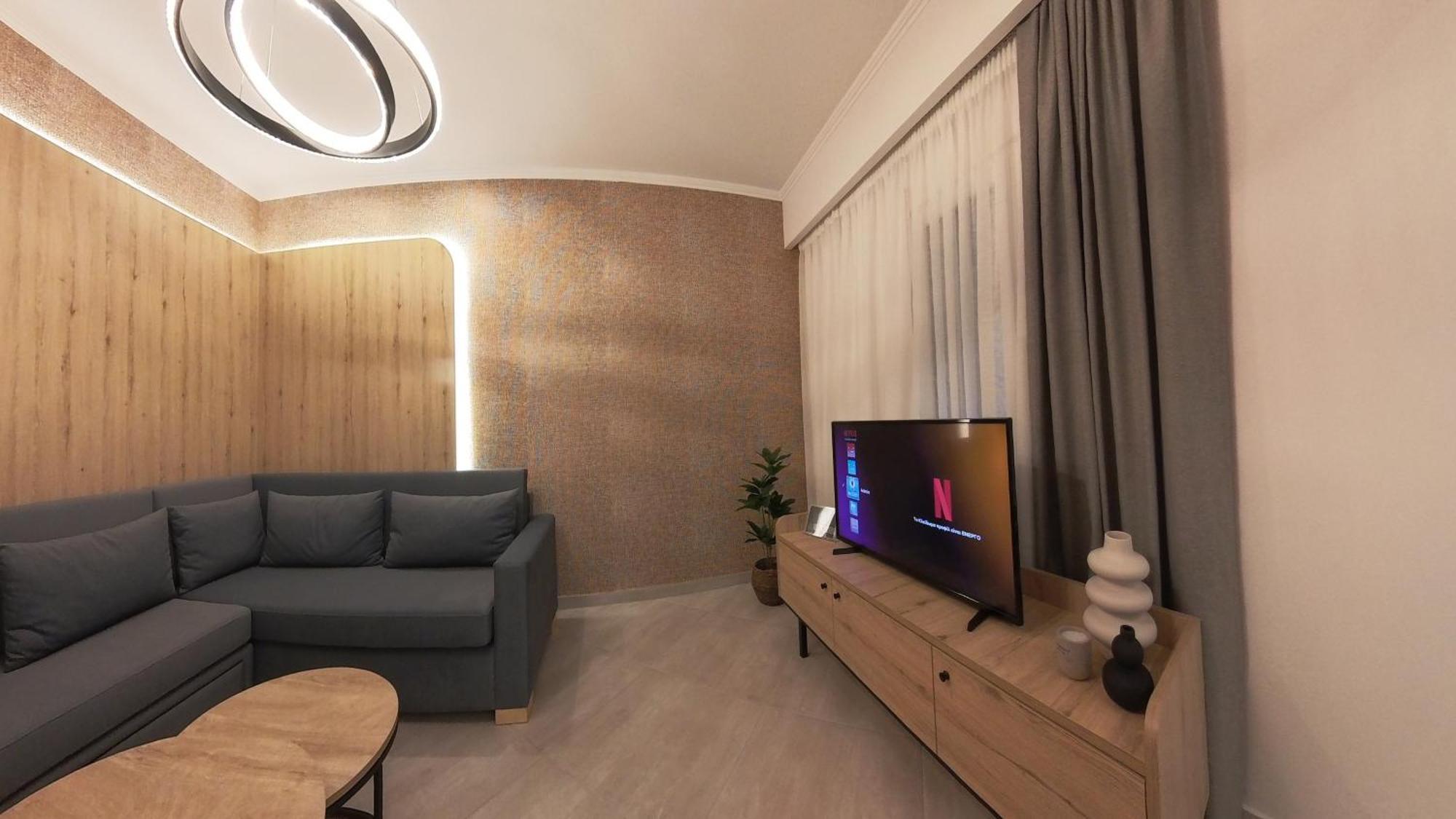 Mouson Luxury Suite With Free Private Parking Kavala Buitenkant foto