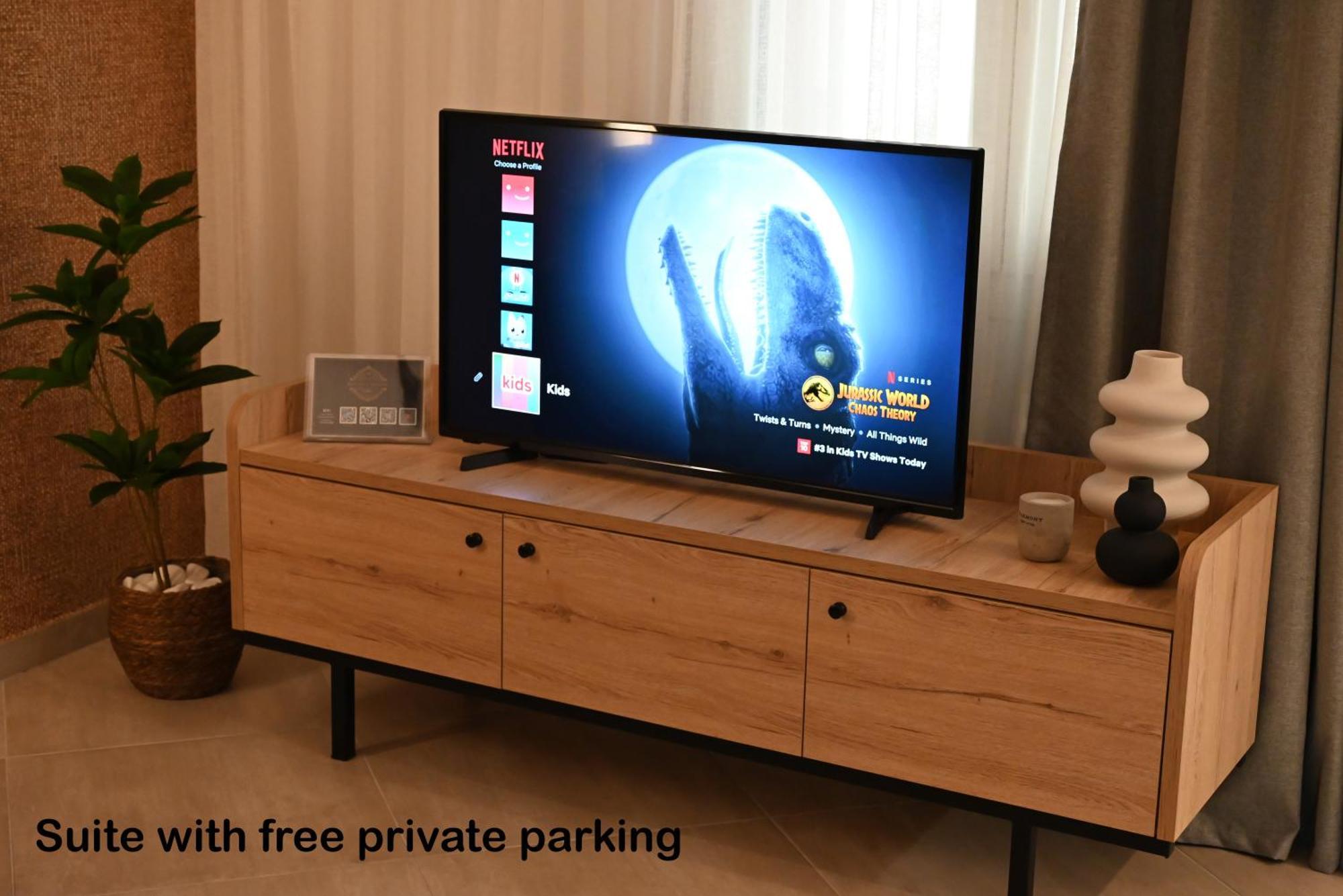 Mouson Luxury Suite With Free Private Parking Kavala Buitenkant foto